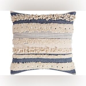 SURYA Temara TMA-006 18"H X 18"W Pillow Case